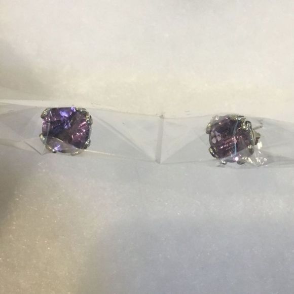 SAMUEL B Faceted Round Cut Amethyst Sterling Silver 925 Stud Earrings - Picture 13 of 13